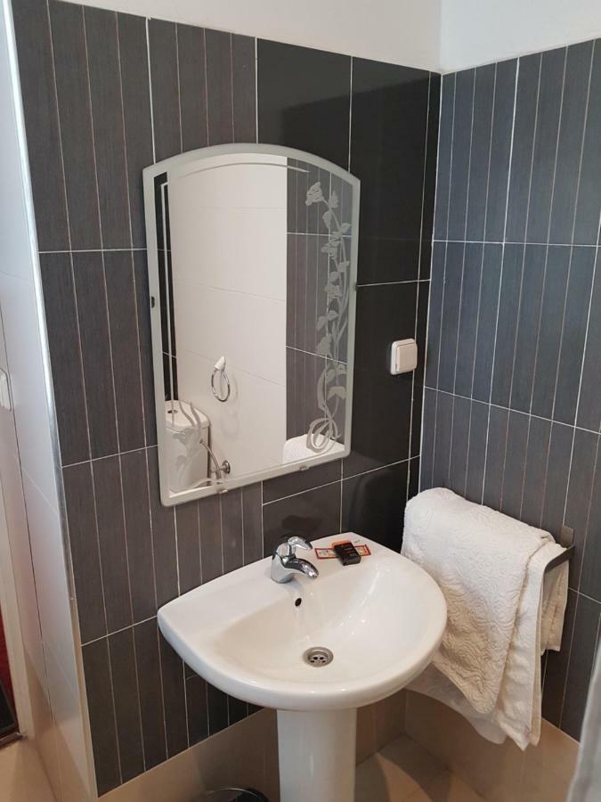 Ambassy Hotel Kenitra Zewnętrze zdjęcie