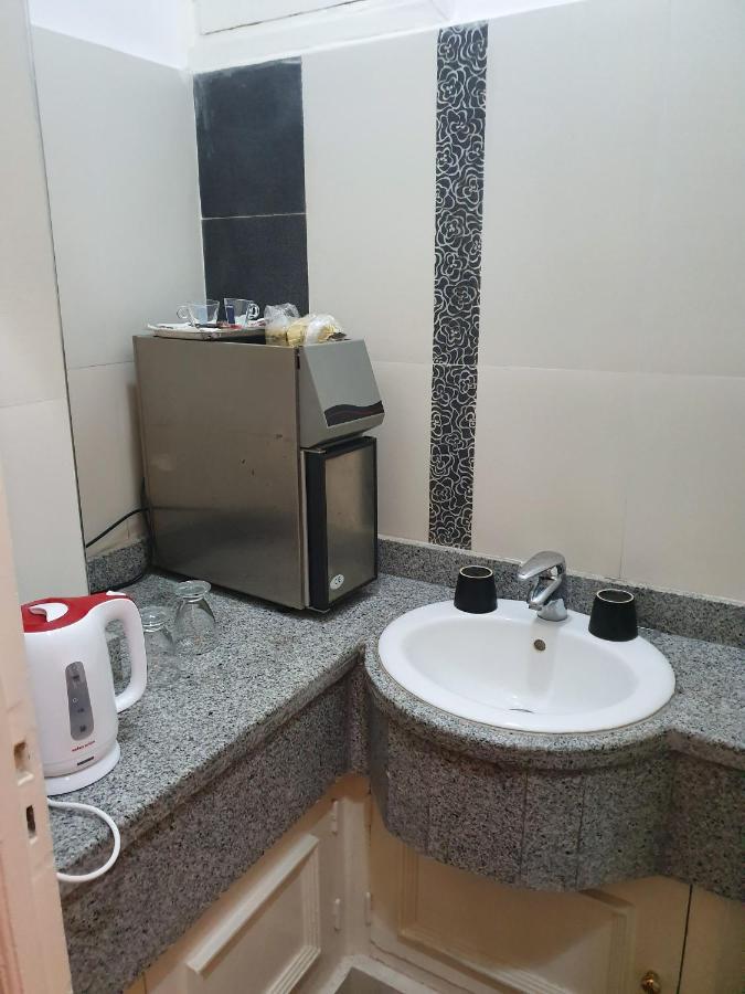 Ambassy Hotel Kenitra Zewnętrze zdjęcie